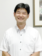 関尾英隆様