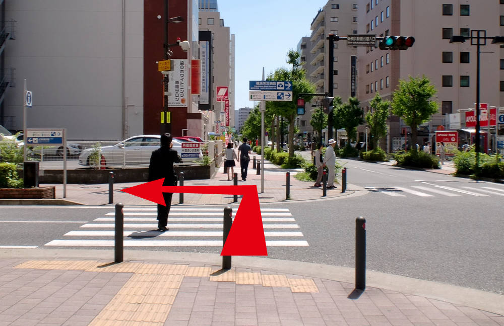 市営地下鉄ブルーライン新横浜駅から小林会計事務所への詳細ルート